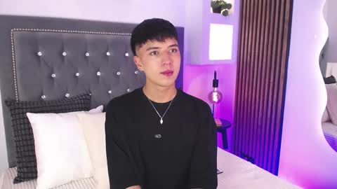 nico online show from February 22, 2026, 12:47 pm