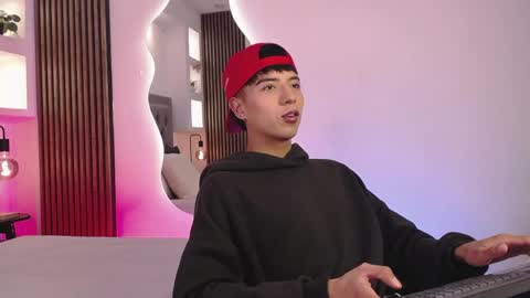 nico online show from April 9, 2026, 1:38 pm