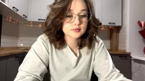 Snapshot of keeshatenn chatting on February 21, 2026, 11:11 am Velma online show from February 21, 2026, 11:11 am