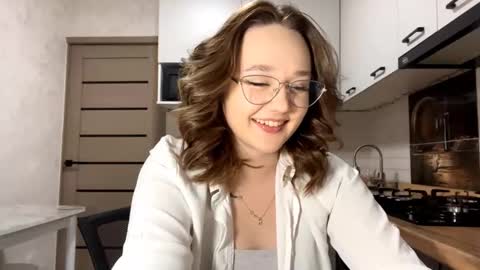 Snapshot of keeshatenn chatting on February 25, 2026, 10:47 am Velma online show from February 25, 2026, 10:47 am