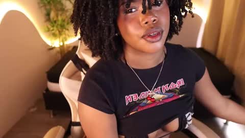 Kehlannis online show from October 2, 2025, 8:49 pm