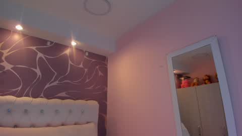 Snapshot of keilalovjack chatting on January 7, 2025, 9:29 am Keila online show from January 7, 2025, 9:29 am