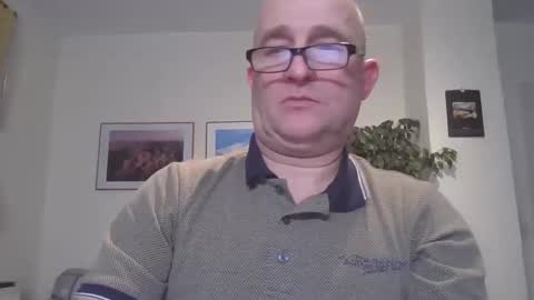 Snapshot of keilie1 chatting on February 13, 2025, 11:37 pm keilie1 online show from February 13, 2025, 11:37 pm