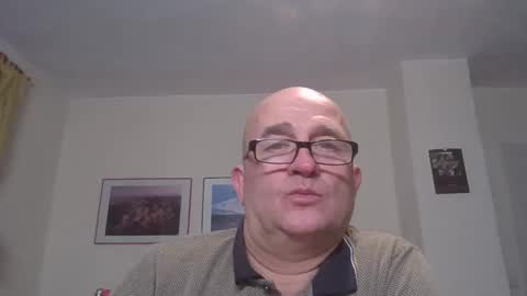 keilie1 online show from December 16, 2025, 11:54 pm