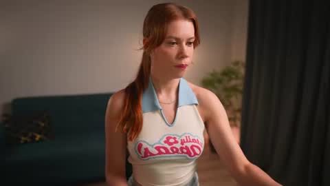 keira_knight online show from June 14, 2026, 10:34 pm