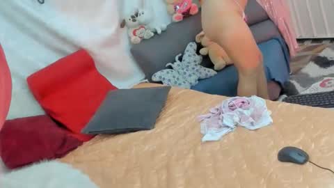 Snapshot of keiraquen chatting on October 24, 2025, 1:03 am keira online show from October 24, 2025, 1:03 am