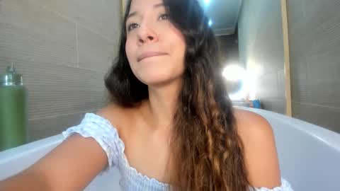 Snapshot of keiry_gonzalez23_aws chatting on October 9, 2025, 1:25 am keiry_gonzalez23_aws online show from October 9, 2025, 1:25 am