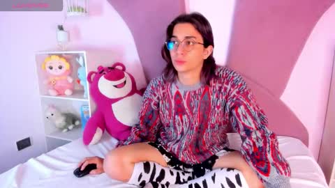 Keita moon online show from March 25, 2026, 12:11 pm