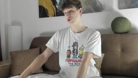 Mark online show from October 8, 2025, 12:25 pm