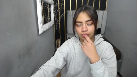 Snapshot of keizy_conte chatting on December 18, 2024, 7:08 pm K E I Z Y online show from December 18, 2024, 7:08 pm