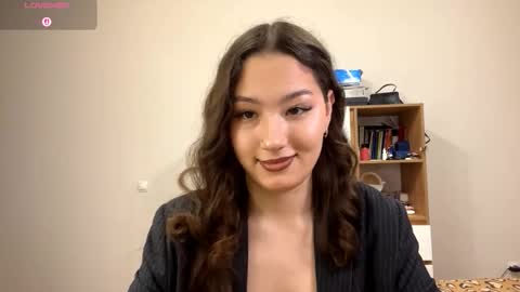 Kely online show from November 2, 2025, 11:56 am