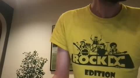 Snapshot of kelkun2828 chatting on September 13, 2025, 3:45 pm kelkun2828 online show from September 13, 2025, 3:45 pm