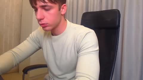 KellenWest online show from December 21, 2025, 5:14 am