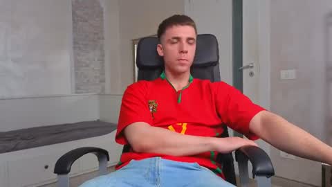 Snapshot of kellenwest chatting on July 7, 2026, 4:48 am KellenWest online show from July 7, 2026, 4:48 am