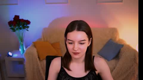 kelliebanshe online show from April 24, 2026, 4:59 am