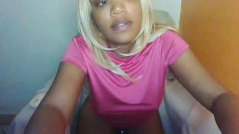 Snapshot of kelliecapri chatting on January 17, 2026, 4:06 am Kellie online show from January 17, 2026, 4:06 am