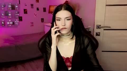 Kelly online show from July 13, 2026, 9:17 pm