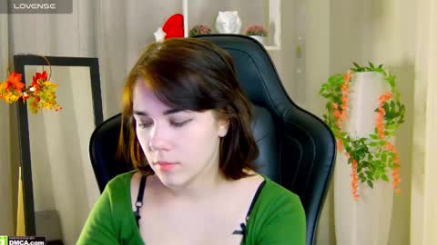 Snapshot of kelly_fooxx chatting on November 13, 2025, 8:57 am Kelly online show from November 13, 2025, 8:57 am