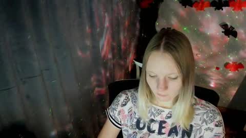 Kelly online show from October 20, 2025, 12:38 pm