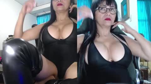 Snapshot of kelly_squirting chatting on May 25, 2026, 1:28 pm KELLY online show from May 25, 2026, 1:28 pm