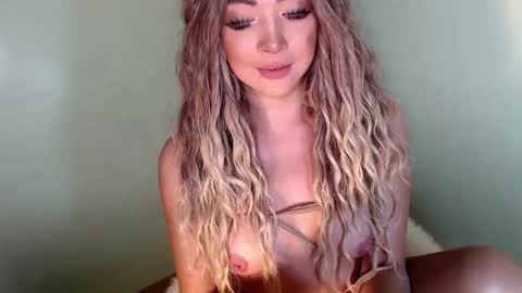 Snapshot of kellyclarksonx chatting on February 7, 2026, 7:50 pm its me KELLY online show from February 7, 2026, 7:50 pm