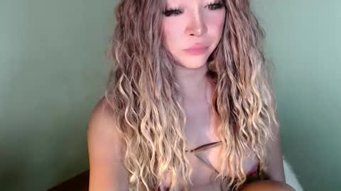 Snapshot of kellyclarksonx chatting on February 21, 2026, 6:53 pm its me KELLY online show from February 21, 2026, 6:53 pm