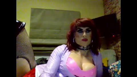 kellypvc1 online show from November 19, 2025, 7:03 pm