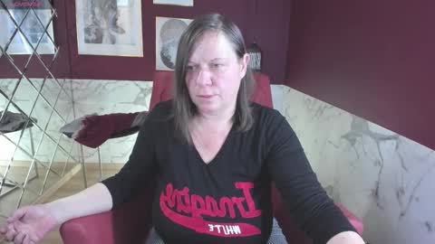 Kelly online show from October 15, 2025, 5:18 am