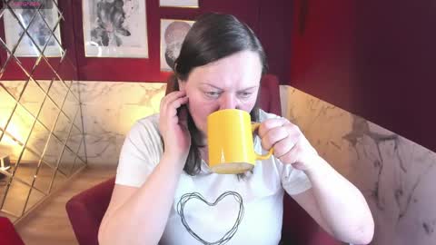 Kelly online show from March 2, 2026, 5:42 pm