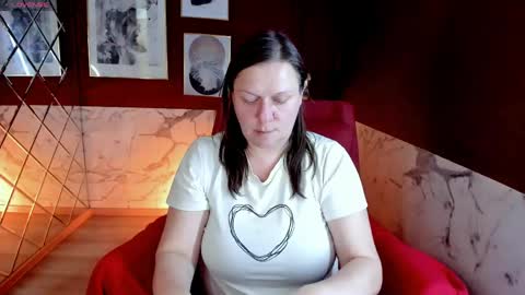 Kelly online show from June 1, 2026, 11:34 am