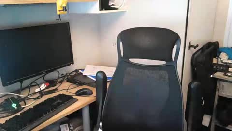 Snapshot of kelvin06133 chatting on February 5, 2025, 9:40 pm kelvin06133 online show from February 5, 2025, 9:40 pm