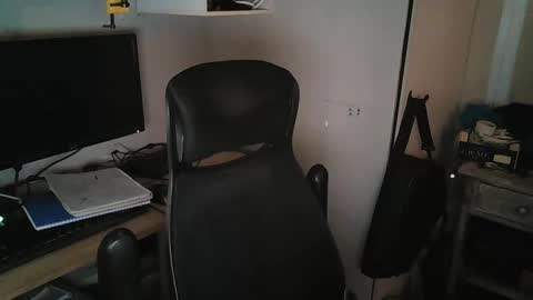 Snapshot of kelvin06133 chatting on February 9, 2025, 6:26 pm kelvin06133 online show from February 9, 2025, 6:26 pm