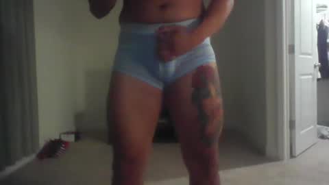 kelvinjvg online show from April 30, 2026, 2:40 am