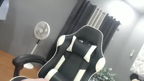 kimmy online show from October 29, 2025, 12:35 am