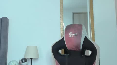 Snapshot of ken_mailik chatting on October 19, 2025, 6:03 am ken_mailik online show from October 19, 2025, 6:03 am