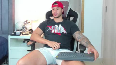 Snapshot of ken_mailik chatting on October 24, 2025, 5:04 am ken_mailik online show from October 24, 2025, 5:04 am