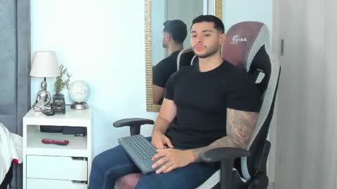 ken_mailik online show from July 26, 2026, 7:10 pm