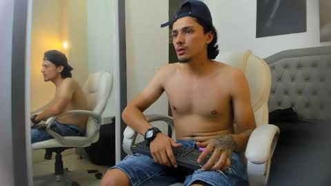 Snapshot of ken_valkov chatting on April 17, 2026, 7:50 pm Ken Valkov online show from April 17, 2026, 7:50 pm