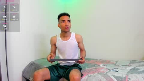 Snapshot of kenan_2601 chatting on October 19, 2025, 12:11 am kenan 2601 online show from October 19, 2025, 12:11 am