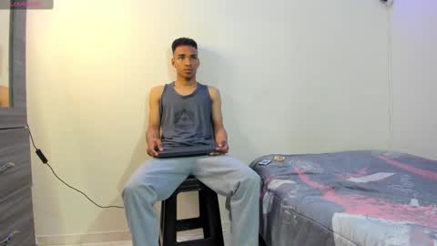 Snapshot of kenan_2601 chatting on October 29, 2025, 8:10 pm kenan 2601 online show from October 29, 2025, 8:10 pm