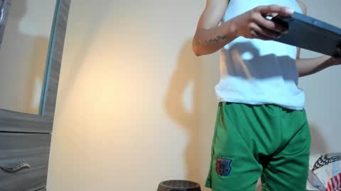 Snapshot of kenan_2601 chatting on November 20, 2025, 5:07 am kenan 2601 online show from November 20, 2025, 5:07 am