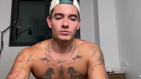 Snapshot of kenboyea_ chatting on September 29, 2025, 2:22 pm luis carlos esteban online show from September 29, 2025, 2:22 pm