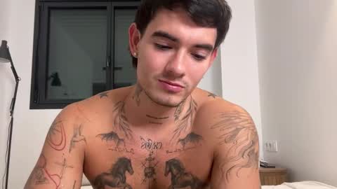 Snapshot of kenboyea_ chatting on October 1, 2025, 3:07 pm luis carlos esteban online show from October 1, 2025, 3:07 pm