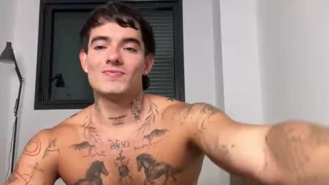 Snapshot of kenboyea_ chatting on October 10, 2025, 4:28 pm luis carlos esteban online show from October 10, 2025, 4:28 pm