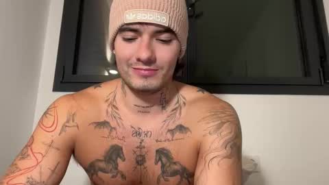 Snapshot of kenboyea_ chatting on November 18, 2025, 5:06 pm luis carlos esteban online show from November 18, 2025, 5:06 pm