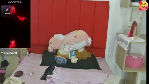 Mariana online show from February 12, 2025, 4:01 am