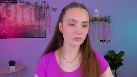 Snapshot of kendal_blow chatting on February 2, 2026, 8:35 am Sweet Kendal online show from February 2, 2026, 8:35 am