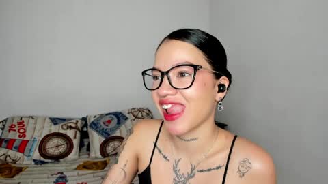 Kendal online show from April 3, 2026, 2:37 pm