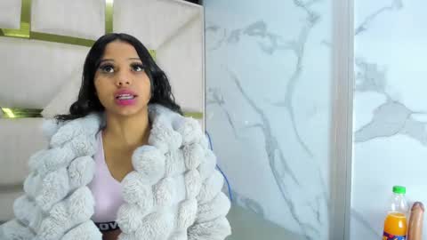 kendall69__ online show from November 4, 2025, 12:59 pm