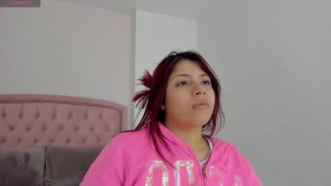 Snapshot of kendall__fox chatting on October 18, 2025, 4:59 am Kendall online show from October 18, 2025, 4:59 am